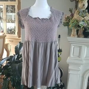 Chic Ruffled Knit Women's Blouse